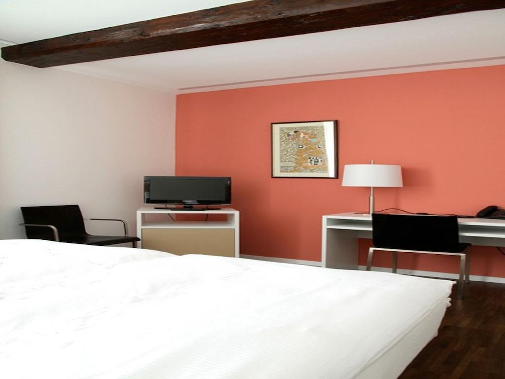 Auberge De Prangins Oda fotoğraf